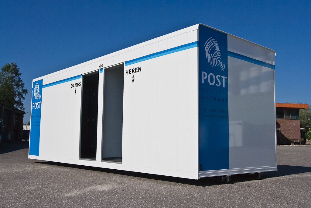 Grote toilet unit huren